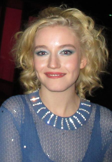 Julia Garner