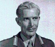 Alan Napier