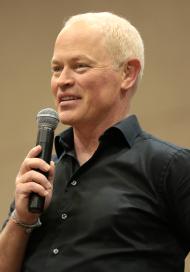 ニール・マクドノー