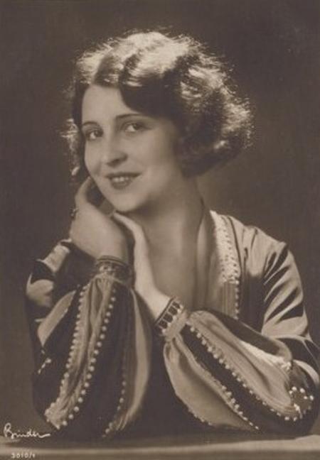 Claire Rommer